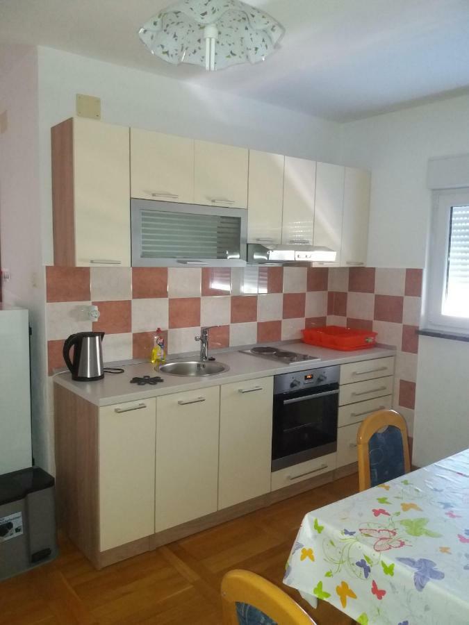 Apartments Erceg Omiš Kültér fotó