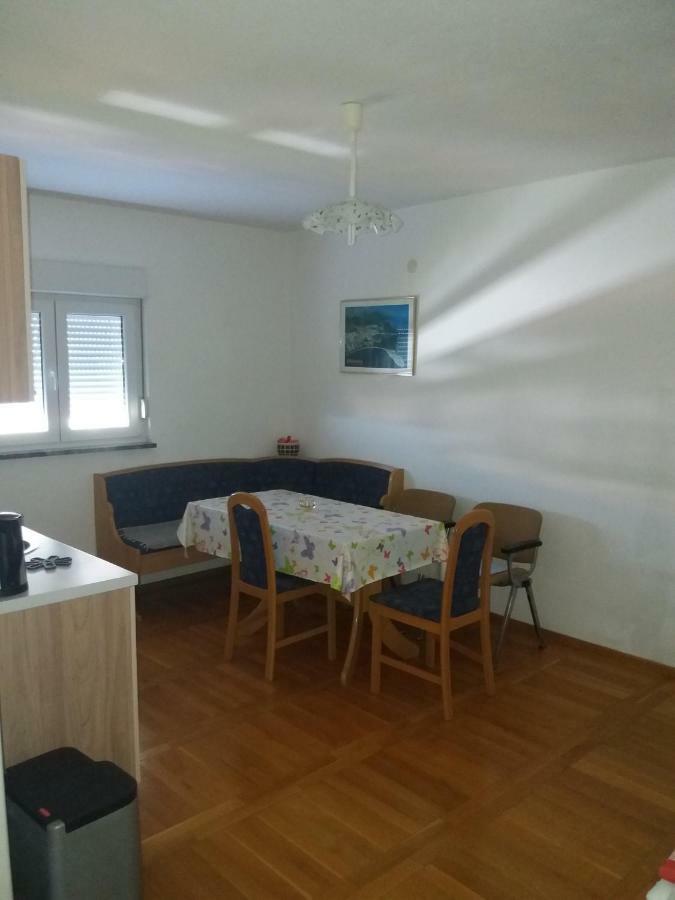 Apartments Erceg Omiš Kültér fotó