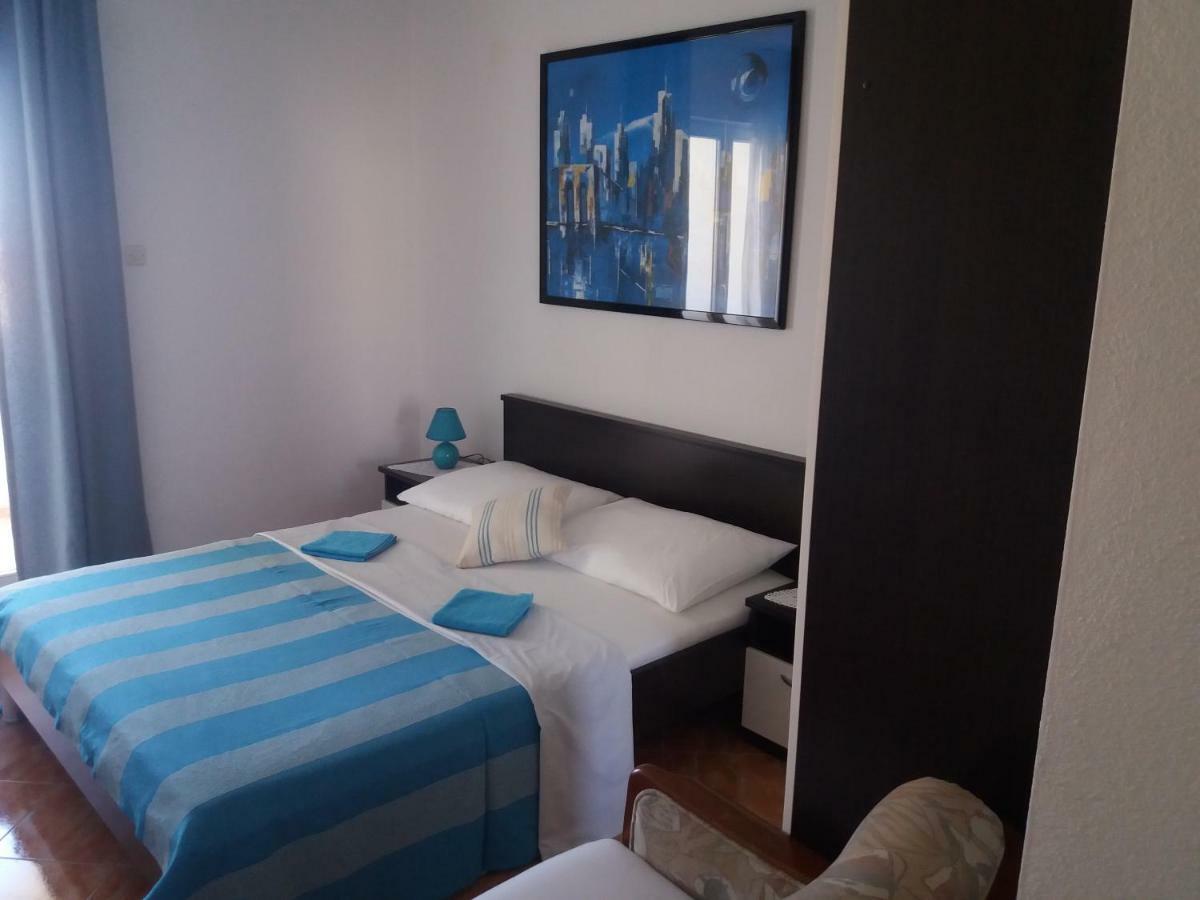 Apartments Erceg Omiš Kültér fotó